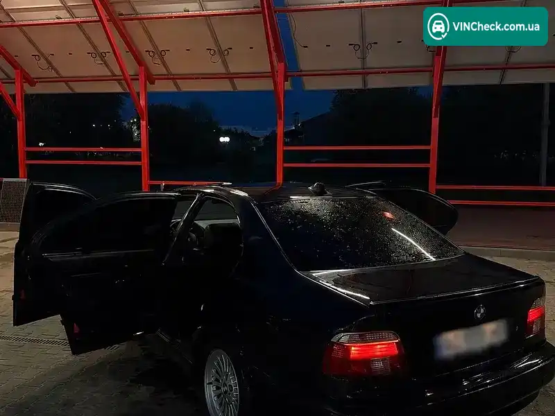 BMW 5 Series 1997, фото з оголошення 2 з 17, VIN WBADD41000BT53982