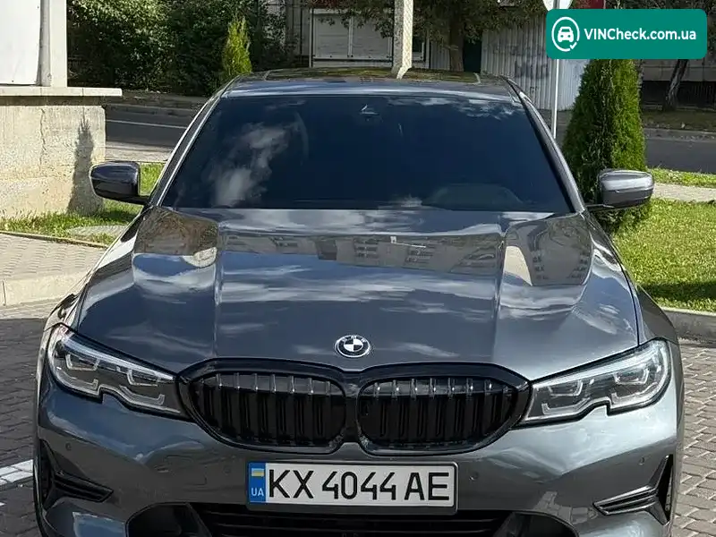 BMW 3 Series 2019, фото з оголошення 1 з 17, VIN 3MW5R7J00L8B08404