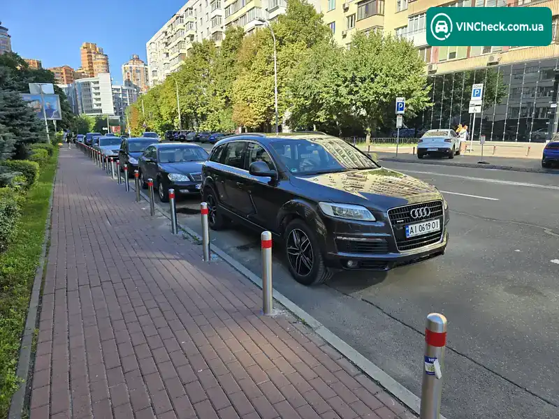 Audi Q7 2006, фото з оголошення 2 з 20, VIN WAUZZZ4L27D047794
