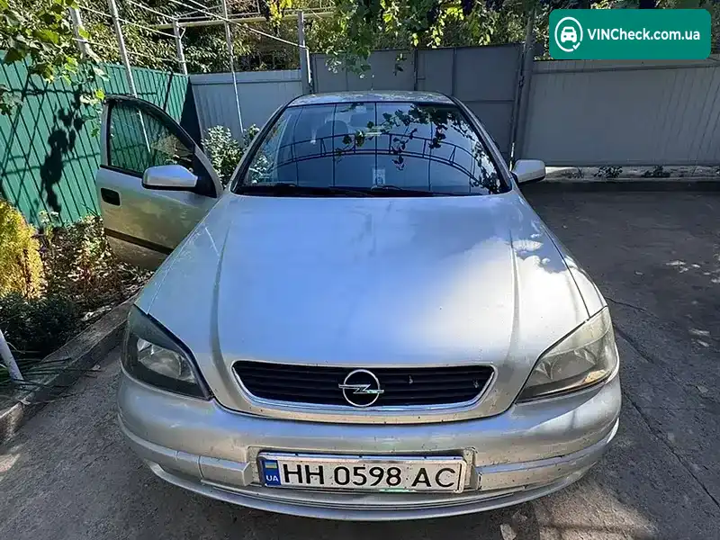 Opel Astra 2000, фото з оголошення 1 з 12, VIN W0L0TGF48Y5050473