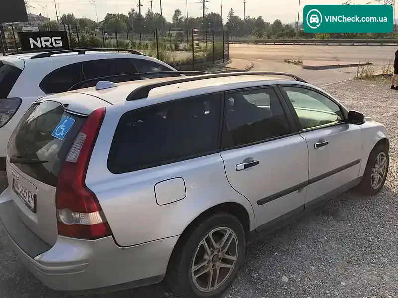 Volvo V50 2007, фото з оголошення 1 з 7, VIN YV1MW765272332365