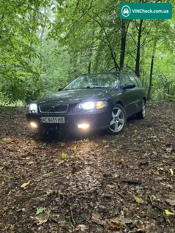 Volvo V70 2002, фото з оголошення 1 з 6, VIN YV1SW793232312902