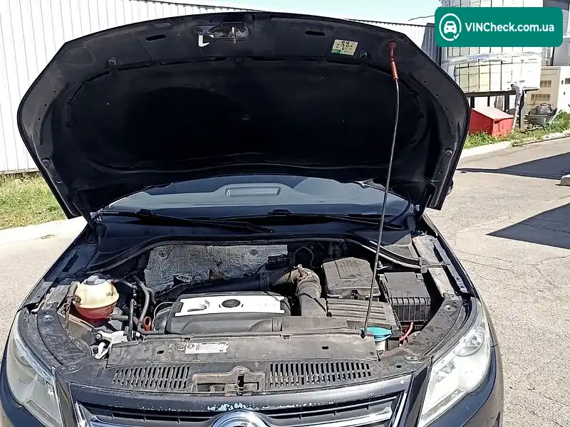 Volkswagen Tiguan 2010, фото з оголошення 2 з 20, VIN WVGZZZ5NZBW039264