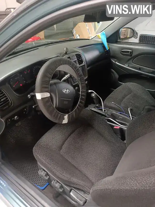 Hyundai Sonata 2004, фото з оголошення 2 з 14, VIN KMHEM41BP4A972485