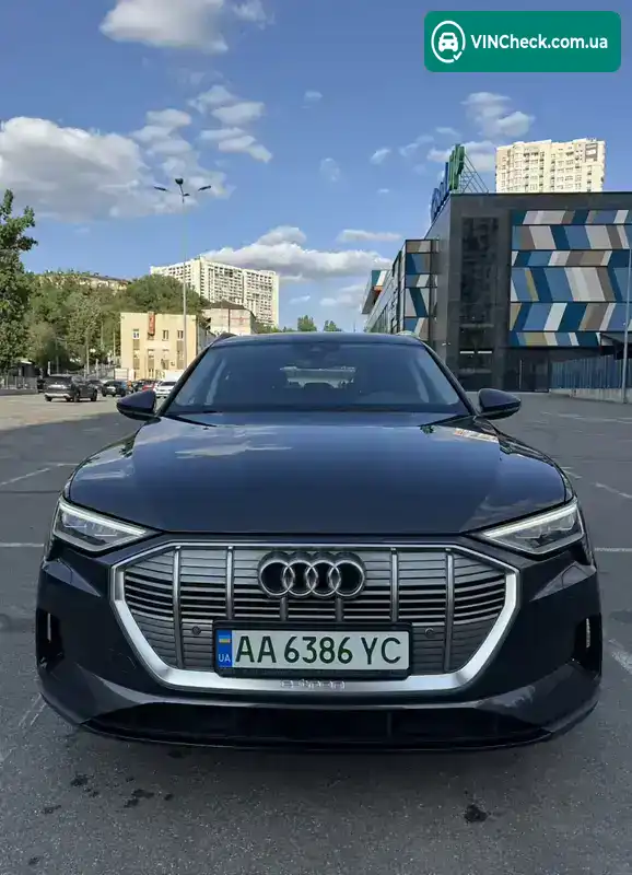 Audi e-tron 2020, фото з оголошення 1 з 13, VIN WAUZZZGE0LB029460