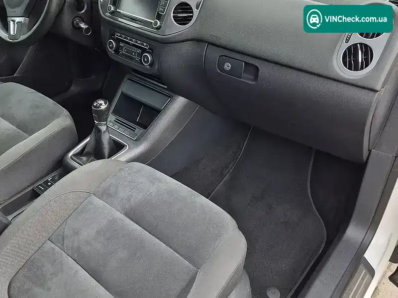 Volkswagen Tiguan 2011, фото з оголошення 2 з 20, VIN WVGZZZ5NZCW049399