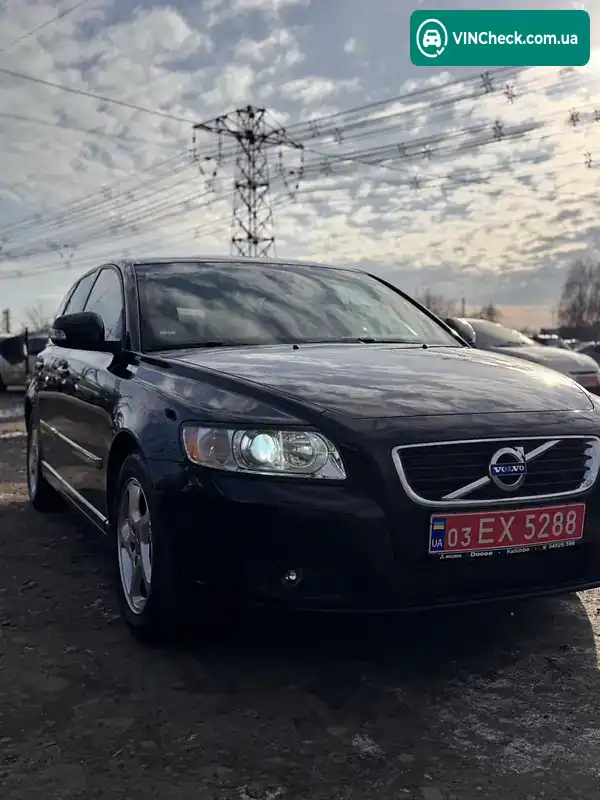 Volvo V50 2011, фото з оголошення 2 з 20, VIN YV1MW76F2B2612101