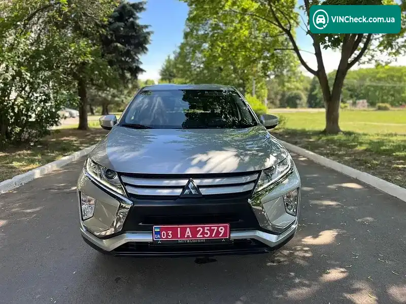 Mitsubishi Eclipse Cross 2018, фото з оголошення 2 з 20, VIN JA4AT3AA2KZ031358