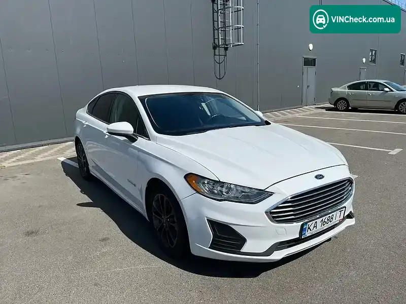 Ford Fusion 2019, фото з оголошення 2 з 20, VIN 3FA6P0LU1KR207784
