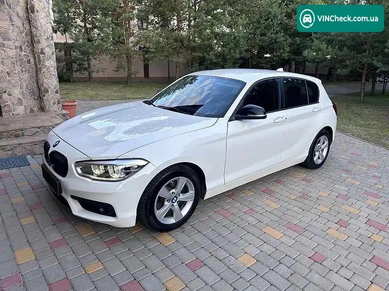 BMW 1 Series 2018, фото з оголошення 2 з 11, VIN WBA1R510907B13118