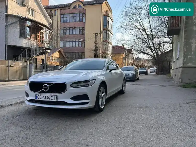 Volvo S90 2017, фото з оголошення 2 з 21, VIN LVYPS68BCJP040233
