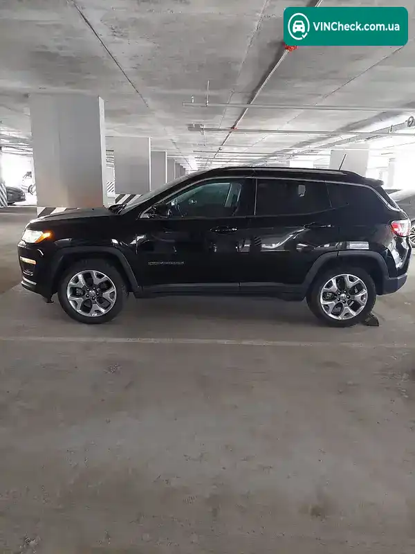 Jeep Compass 2018, фото з оголошення 2 з 12, VIN 3C4NJDCB7JT175230