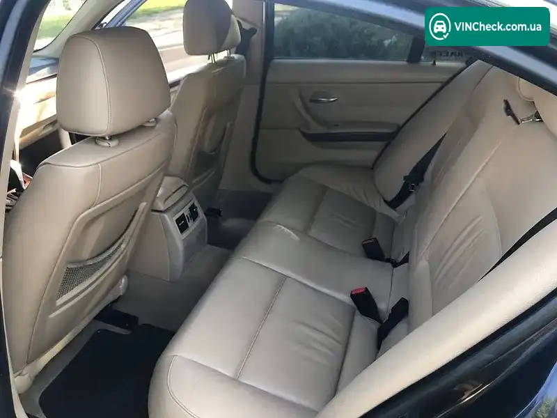 BMW 3 Series 2007, фото з оголошення 2 з 8, VIN WBAVB11090VE41035