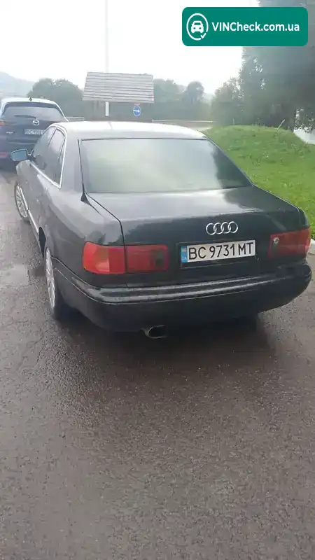 Audi A8 1998, фото з оголошення 1 з 5, VIN WAUZZZ4DZWN007466