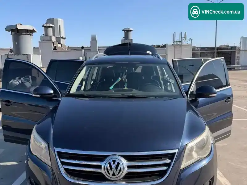 Volkswagen Tiguan 2011, фото з оголошення 1 з 21, VIN WVGAV7AX8BW551895