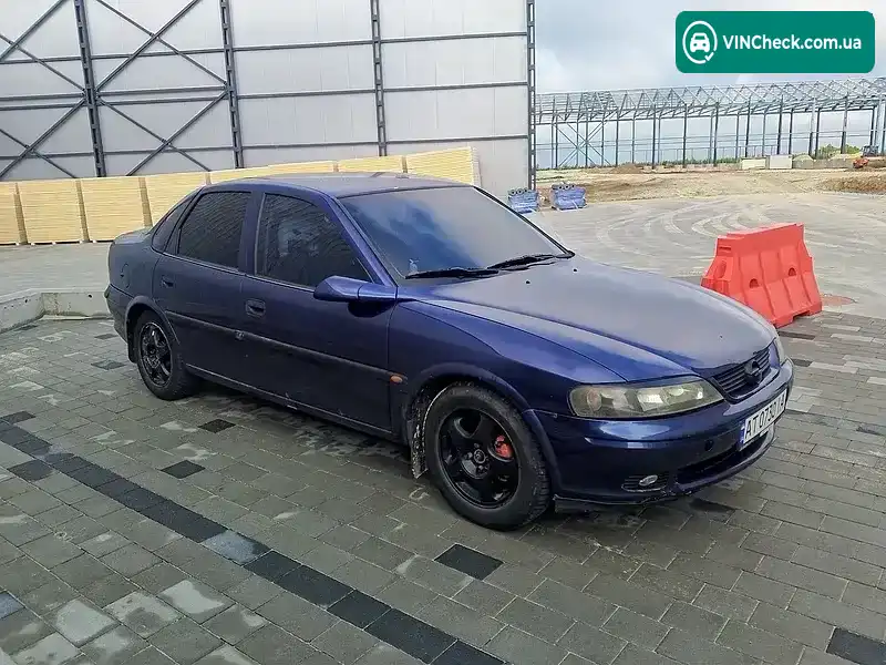 Opel Vectra 1995, фото з оголошення 2 з 15, VIN W0L000036T1031033