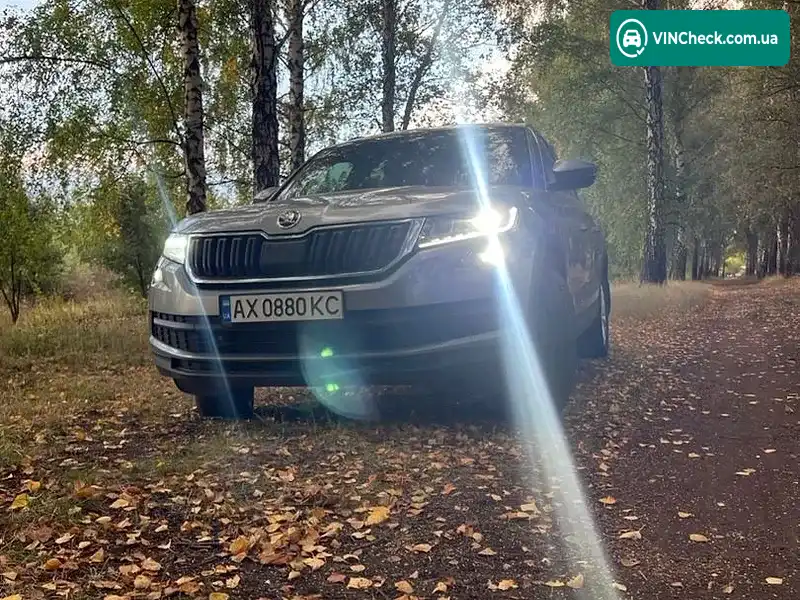 Skoda Kodiaq 2019, фото з оголошення 2 з 20, VIN TMBLJ6NS7LB400119