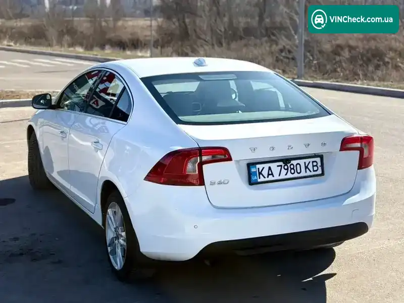 Volvo S60 2013, фото з оголошення 2 з 13, VIN YV1FS84ABD1234627