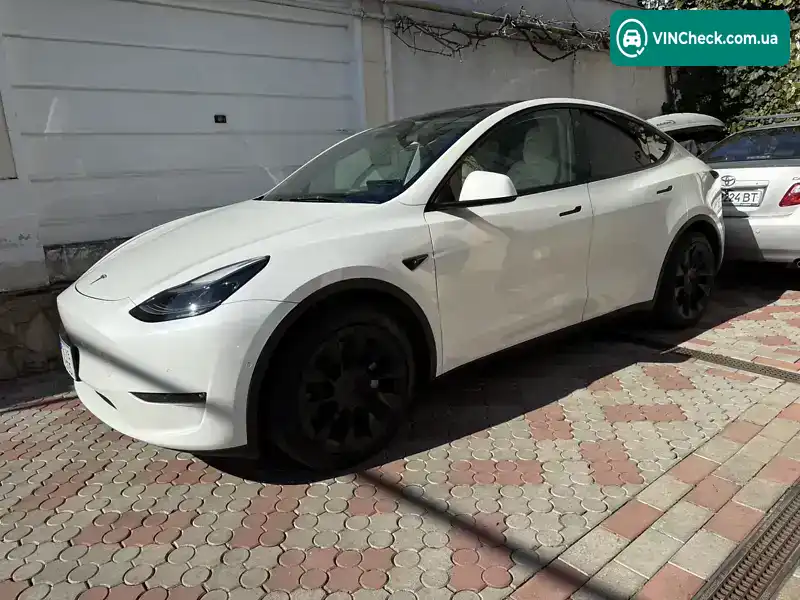 Tesla Model Y 2022, фото з оголошення 1 з 12, VIN 7SAYGDEE6NF355356