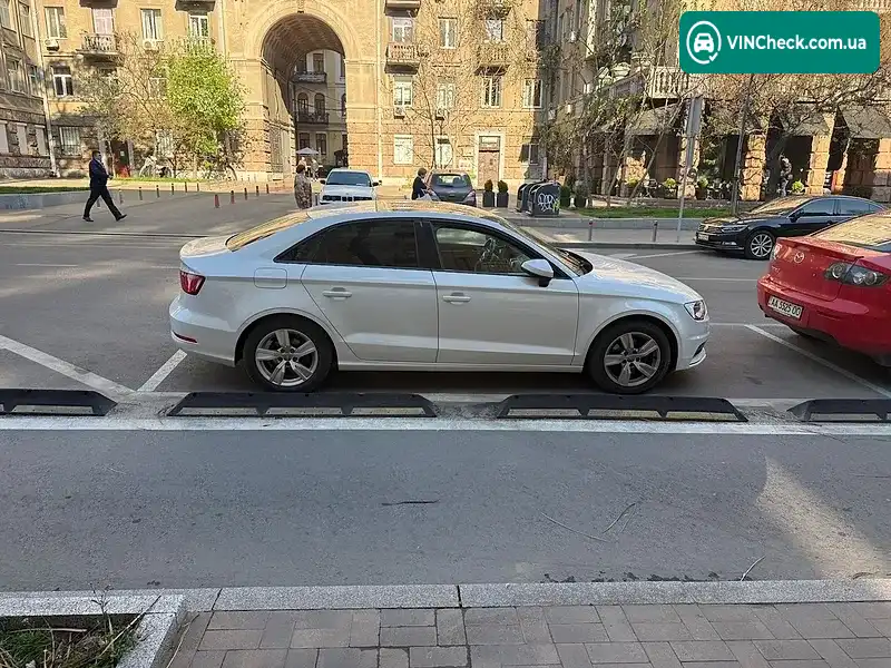 Audi A3 2016, фото з оголошення 2 з 20, VIN WAUZZZ8V1H1004112