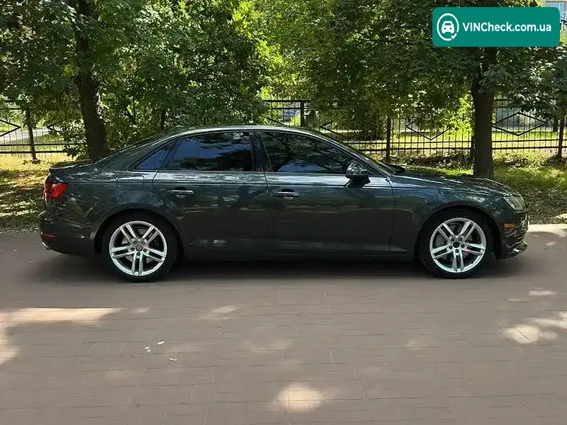 Audi A4 2016, фото з оголошення 2 з 20, VIN WAUGNAF40HN019644