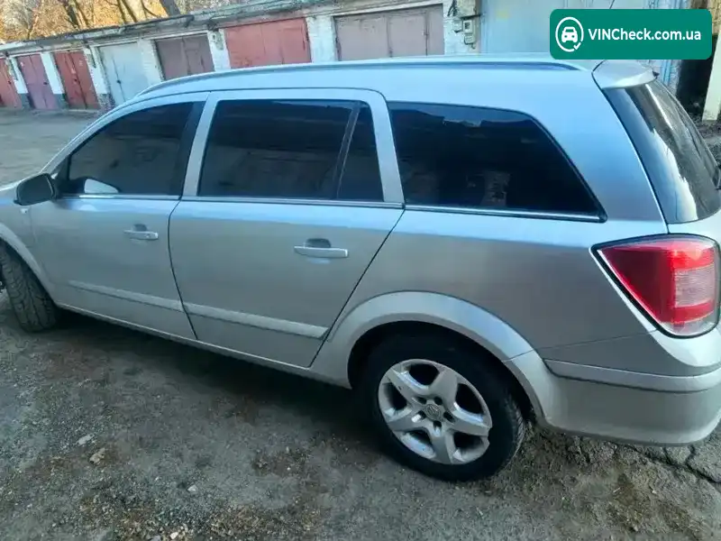 Opel Astra 2008, фото з оголошення 2 з 18, VIN W0L0AHL3582173323