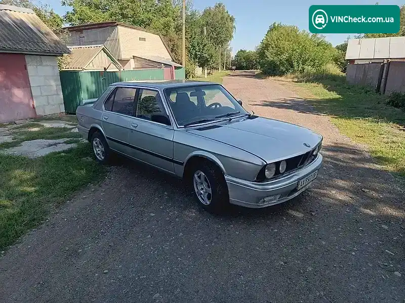 BMW 5 Series 1983, фото з оголошення 2 з 12, VIN WBADK110707894728