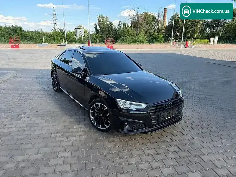 Audi A4 2019, фото з оголошення 2 з 20, VIN WAUENAF43KA106833