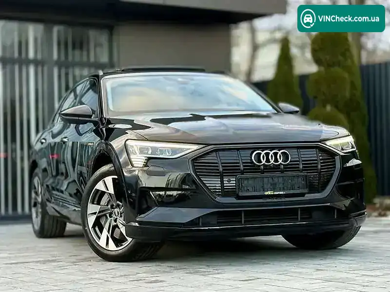 Audi e-tron 2021, фото з оголошення 1 з 21, VIN WA1AABGE8NB013924