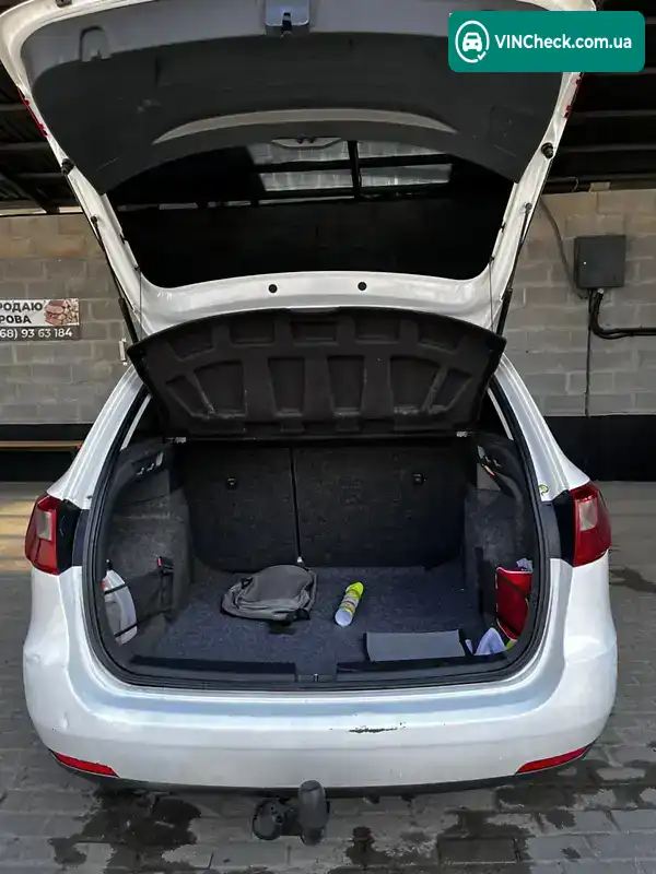 SEAT Ibiza 2011, фото з оголошення 2 з 11, VIN VSSZZZ6JZBR095187
