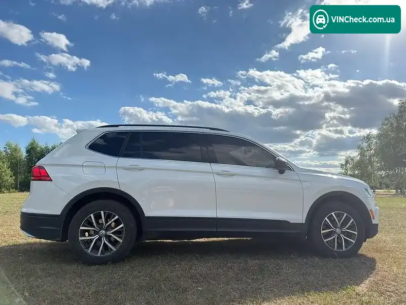 Volkswagen Tiguan 2019, фото з оголошення 2 з 15, VIN 3VV2B7AX2KM032361