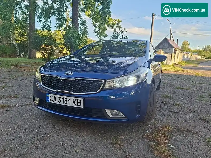 Kia Forte 2018, фото з оголошення 2 з 20, VIN 3KPFL4A78JE246887