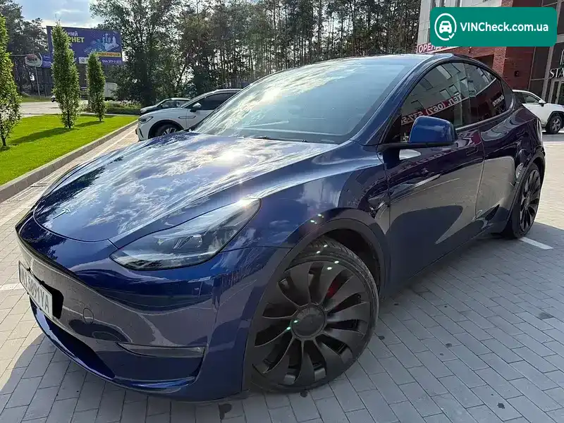 Tesla Model Y 2023, фото з оголошення 2 з 20, VIN 7SAYGDEF0PF698109