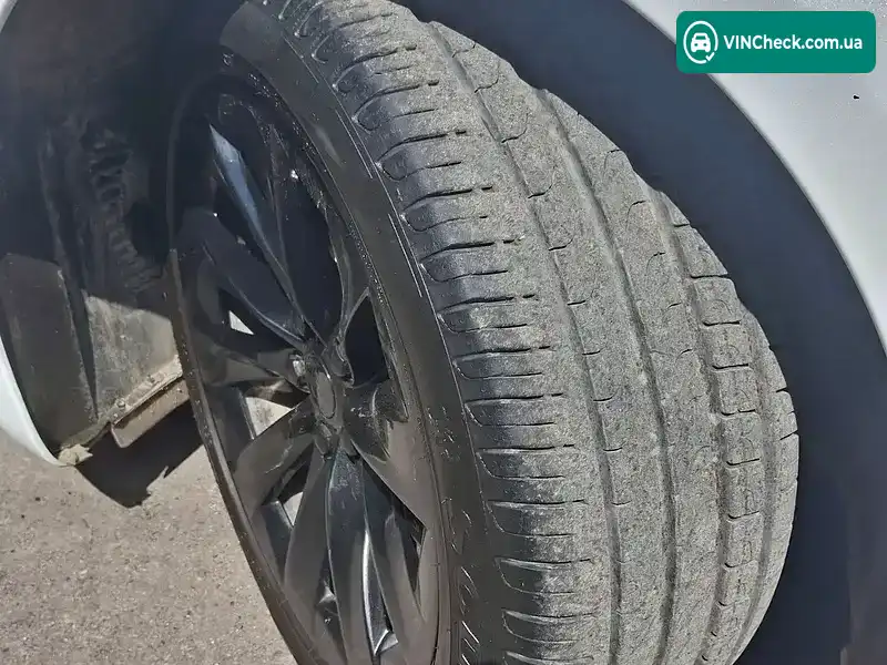 Tesla Model S 2020, фото з оголошення 2 з 20, VIN 5YJSA1E22LF412724