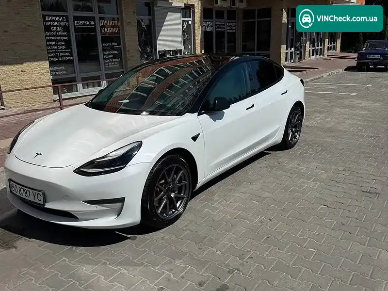 Tesla Model 3 2022, фото з оголошення 1 з 8, VIN 5YJ3E1EB5NF347573