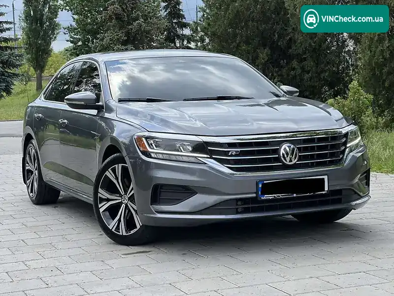 Volkswagen Passat 2021, фото з оголошення 2 з 20, VIN 1VWSA7A32MC018072