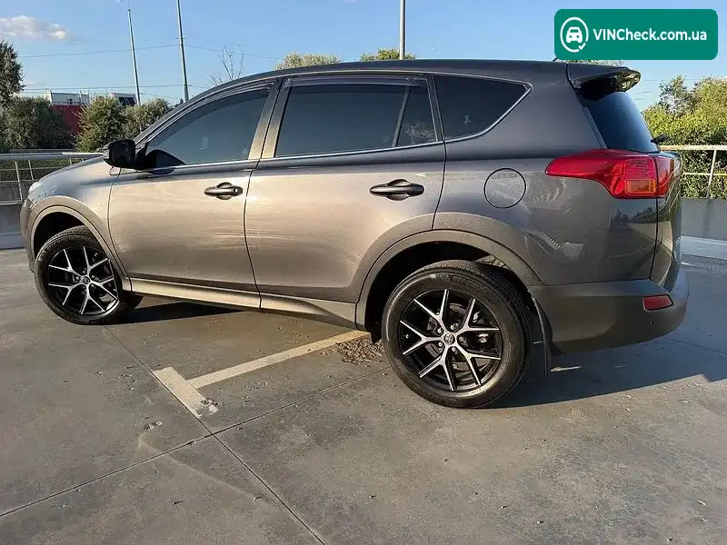 Toyota RAV4 2013, фото з оголошення 2 з 20, VIN JTMDFREV50D008404