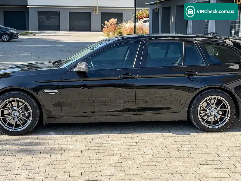 BMW 5 Series 2011, фото з оголошення 2 з 17, VIN Y89C10200FAC87078