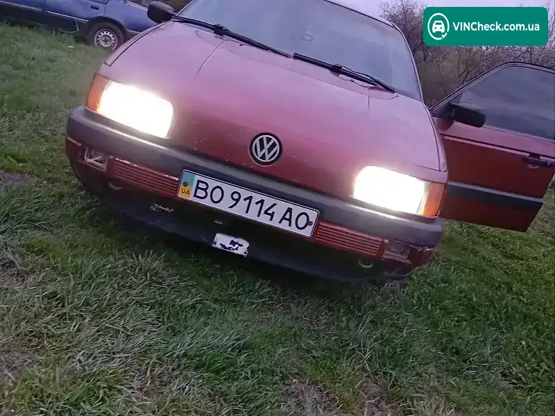 Volkswagen Passat 1989, фото з оголошення 1 з 12, VIN WVWZZZ31ZKB001362
