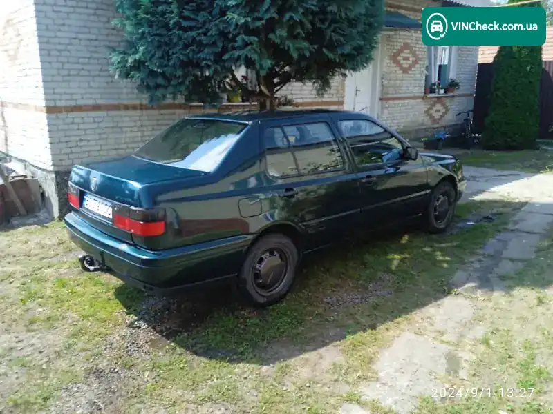 Volkswagen Vento 1998, фото з оголошення 1 з 17, VIN WVWZZZ1HZWW069525