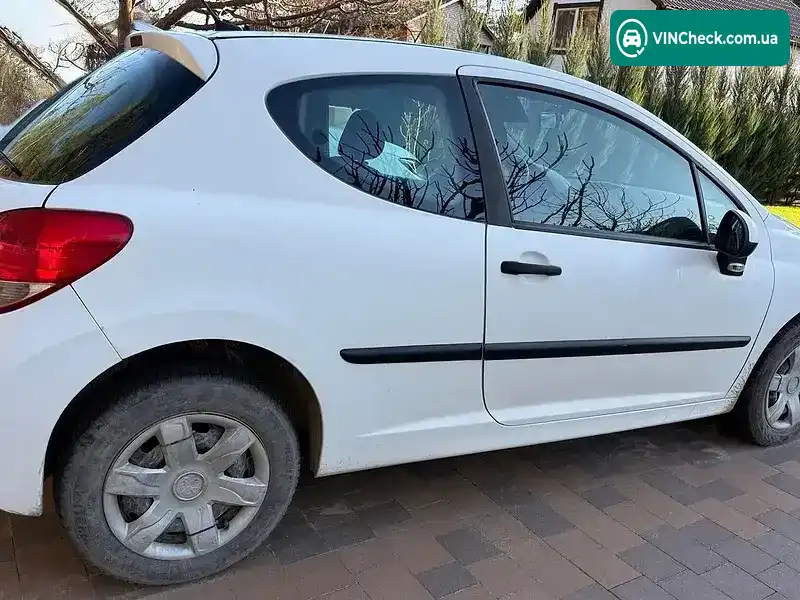 Peugeot 207 2010, фото з оголошення 2 з 10, VIN VF3WAKFT0AW109049