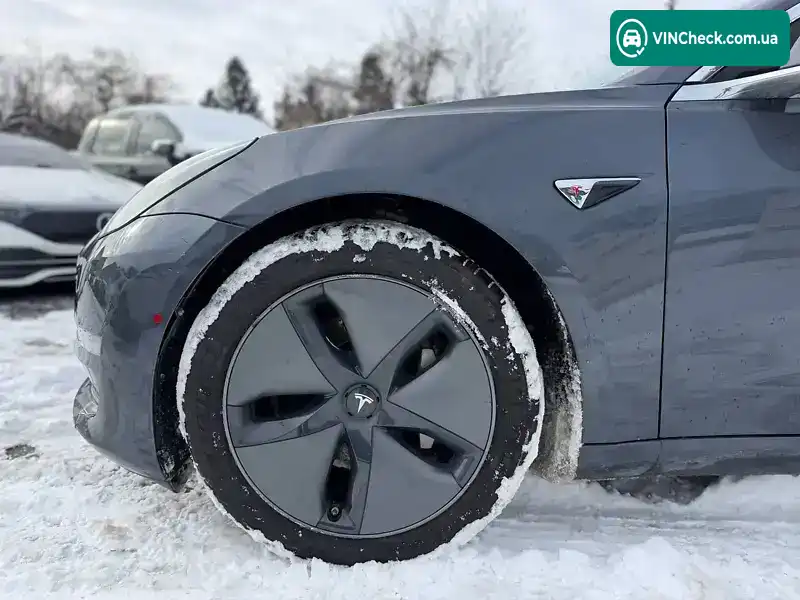Tesla Model 3 2020, фото з оголошення 2 з 19, VIN 5YJ3E1EB4LF735035