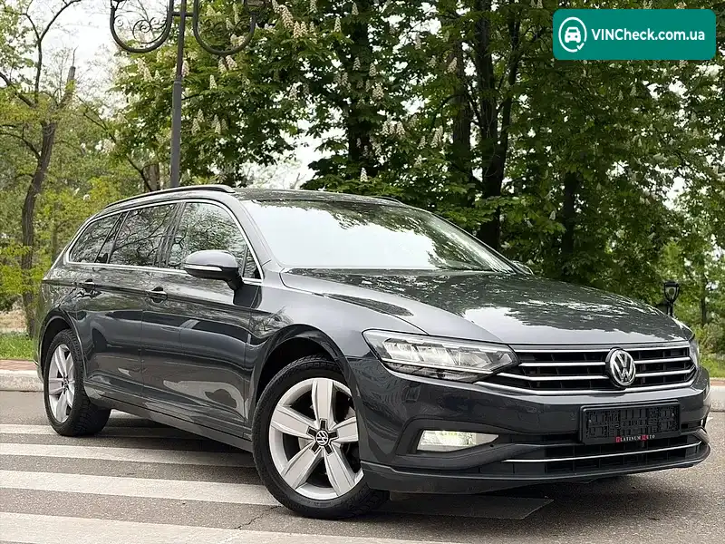 Volkswagen Passat 2019, фото з оголошення 1 з 20, VIN WVWZZZ3CZLE041578