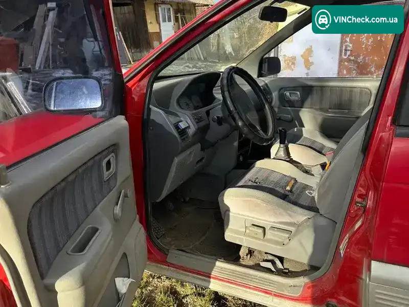 Mitsubishi Space Runner 1992, фото з оголошення 2 з 8, VIN JMBSNN11WNZ005125