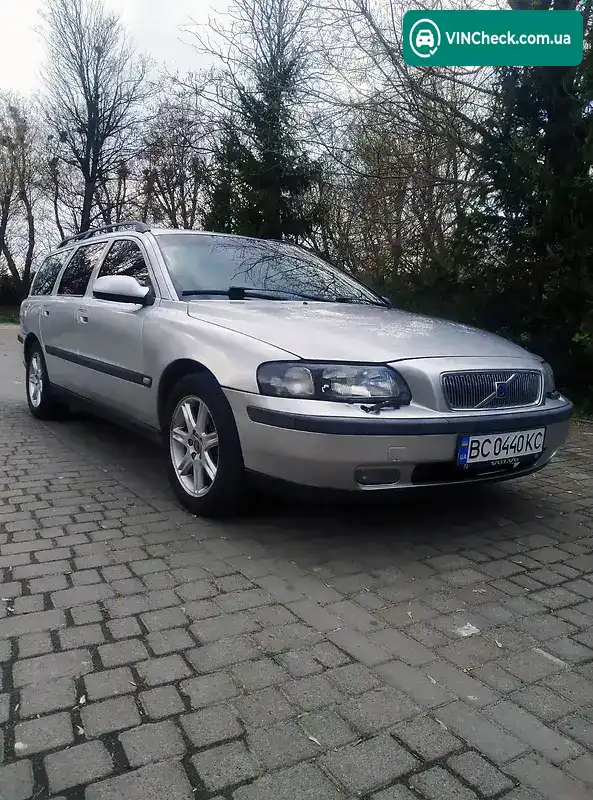 Volvo V70 2003, фото з оголошення 2 з 20, VIN YV1SW793931323347