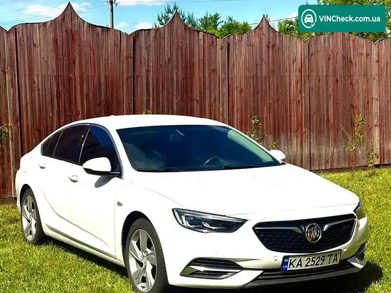 Buick Regal 2018, фото з оголошення 2 з 21, VIN W04GL6SX8J1176612