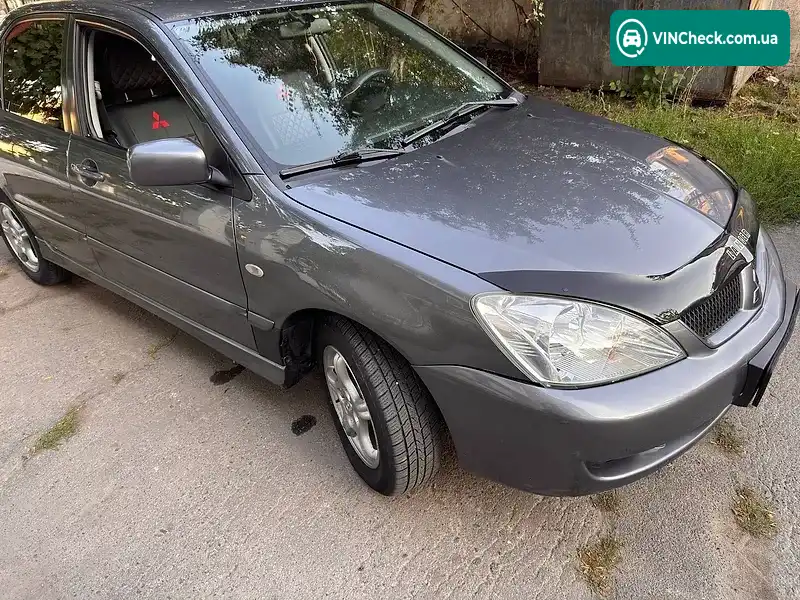 Mitsubishi Lancer 2006, фото з оголошення 2 з 19, VIN JMBSNCS3A6U022812
