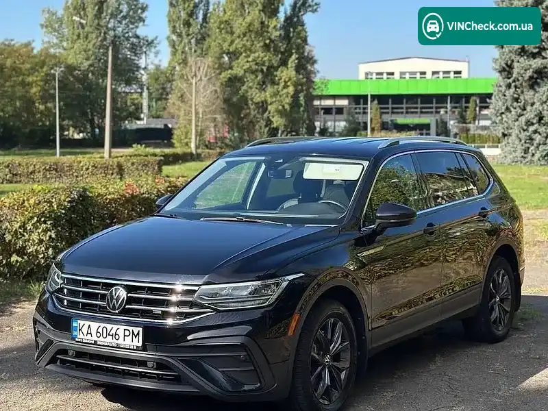 Volkswagen Tiguan 2022, фото з оголошення 1 з 12, VIN 3VV3B7AX4NM139808