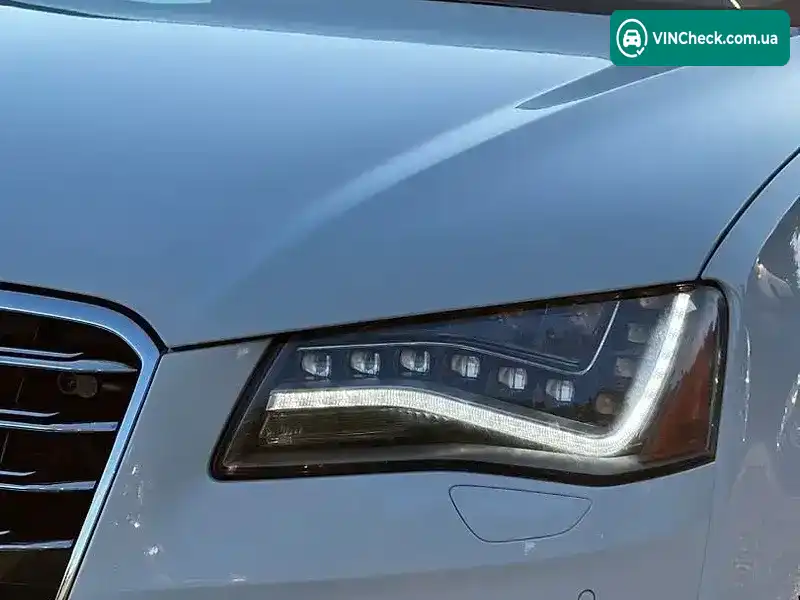 Audi A8 2013, фото з оголошення 2 з 20, VIN WAUAGAFD1EN009698