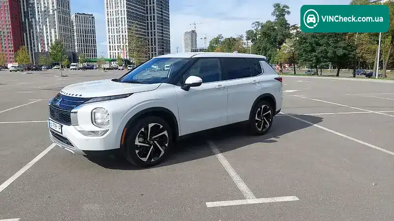 Mitsubishi Outlander 2021, фото з оголошення 2 з 20, VIN JA4J3UA83NZ026807